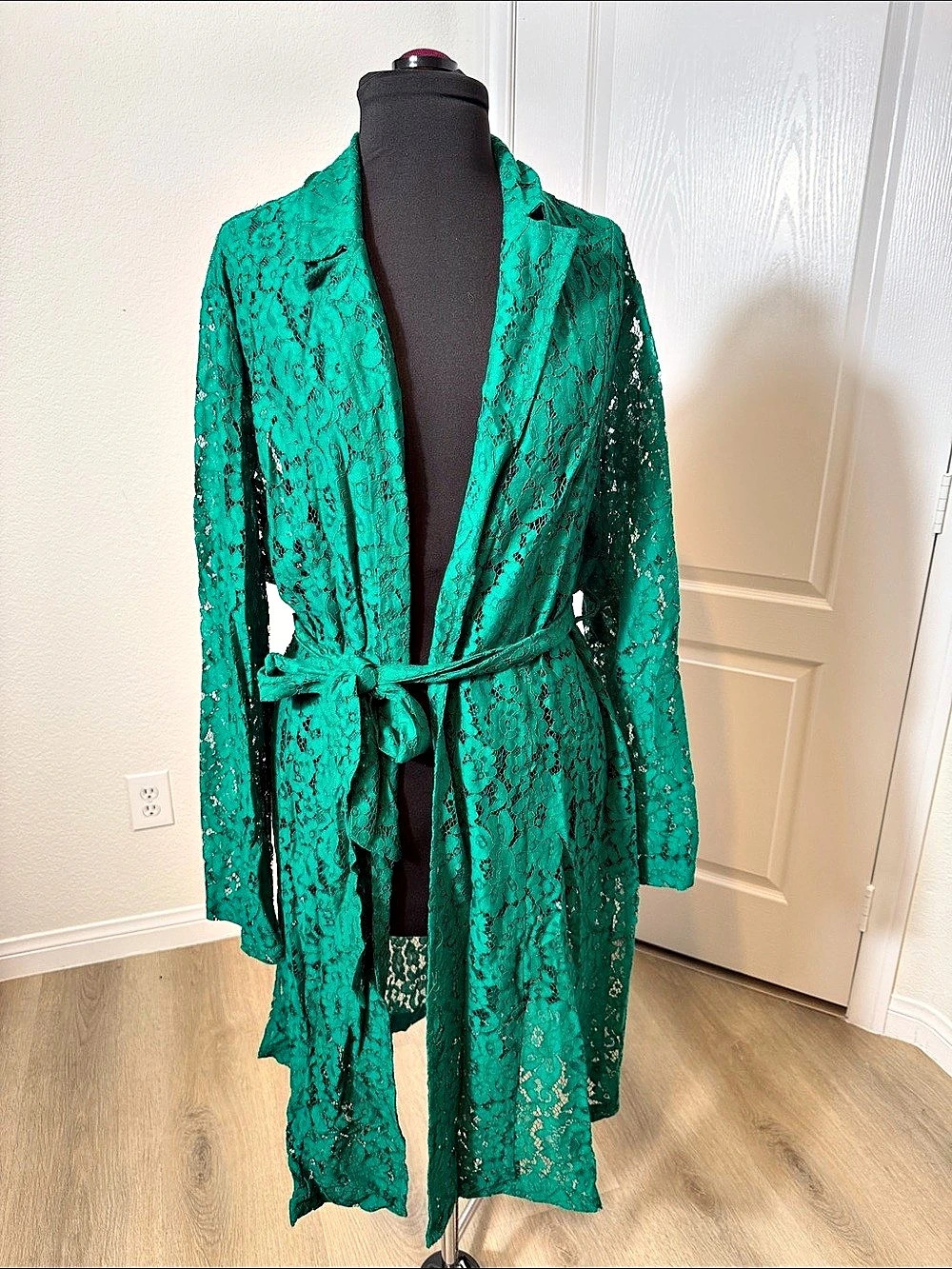 Torrid Lace Trench Coat in Green Size 1 NWT
